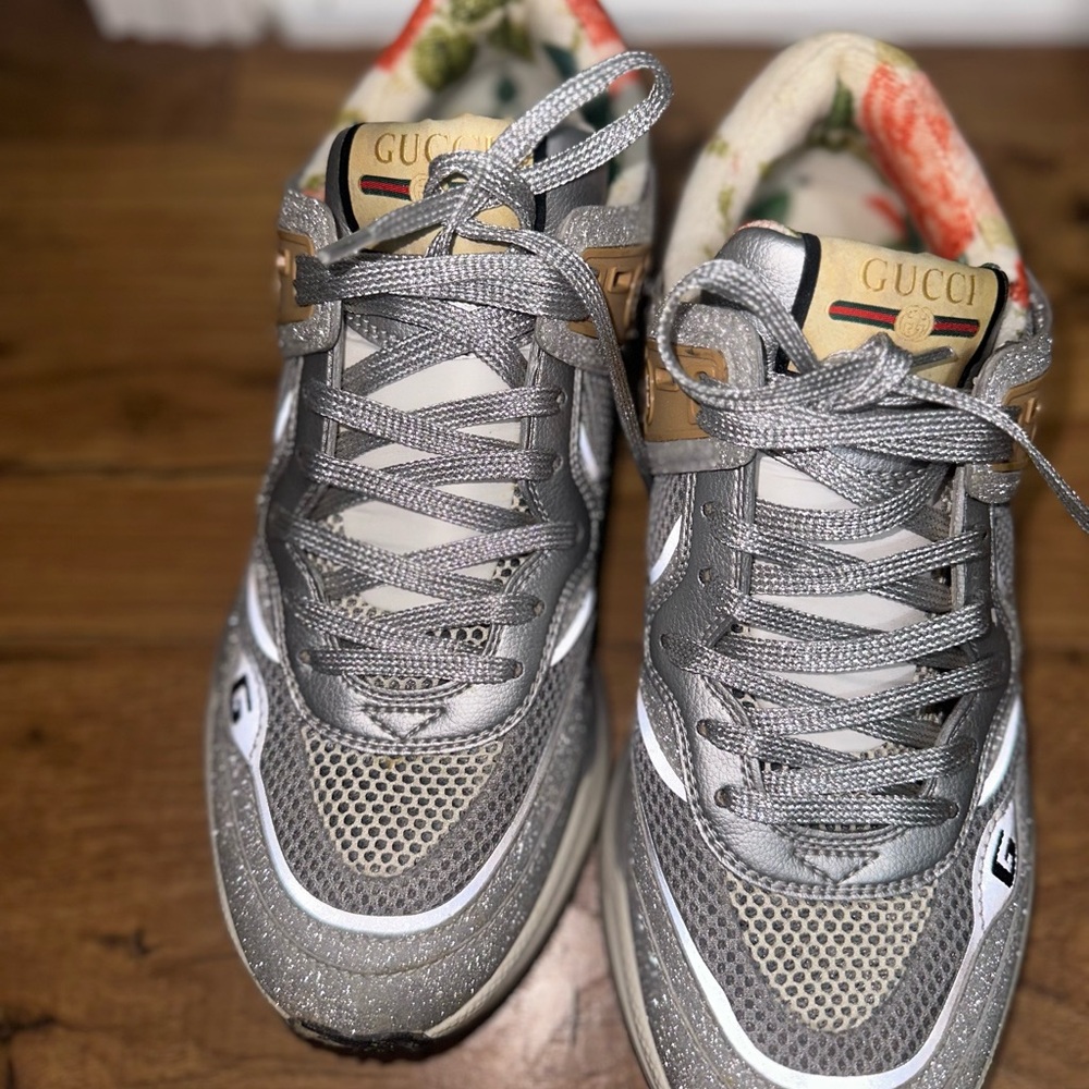 Gucci Metallic Gray Sneakers with Floral Lining